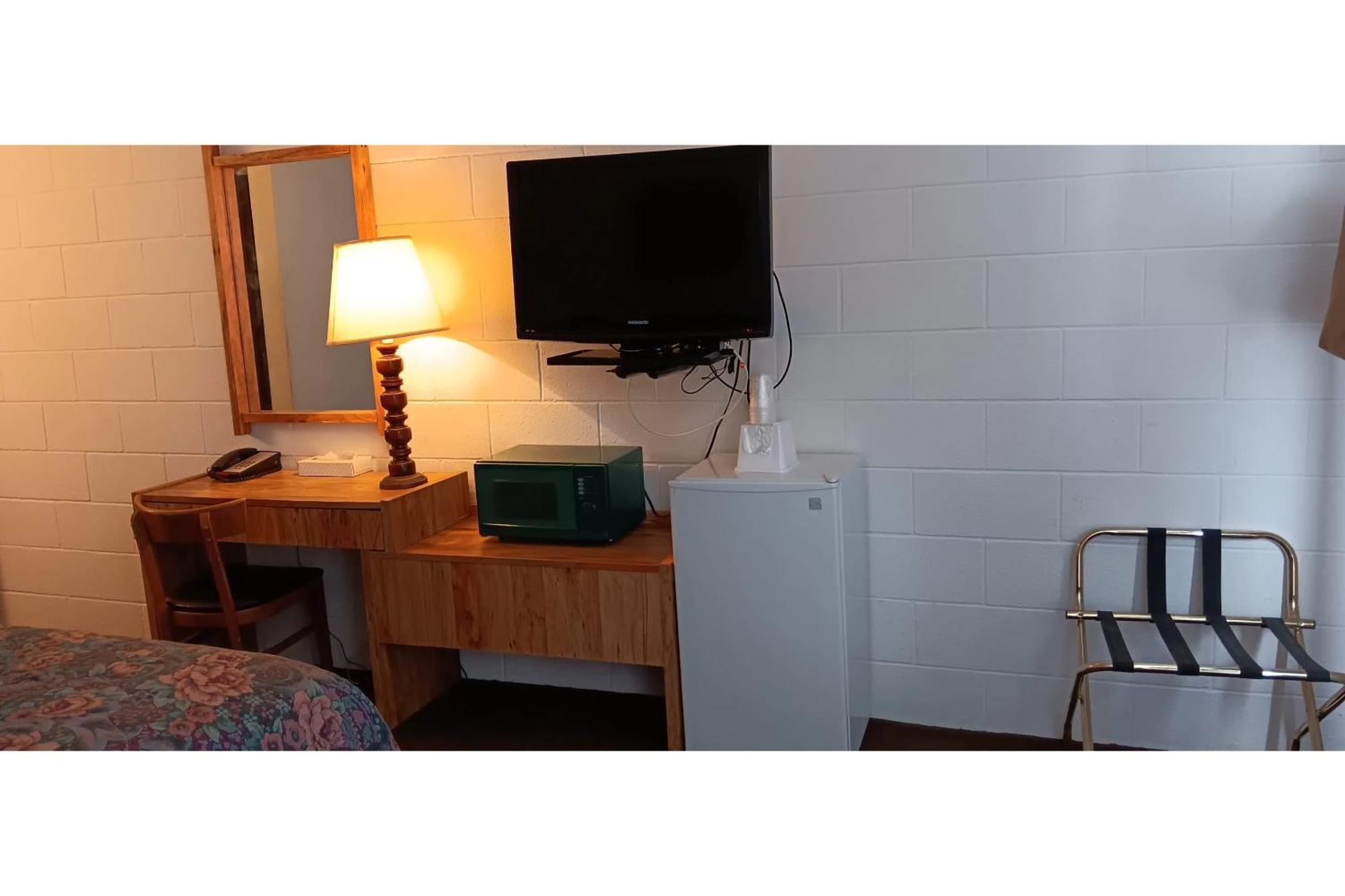Scotwood Motel By Oyo Washburn Nd Extérieur photo