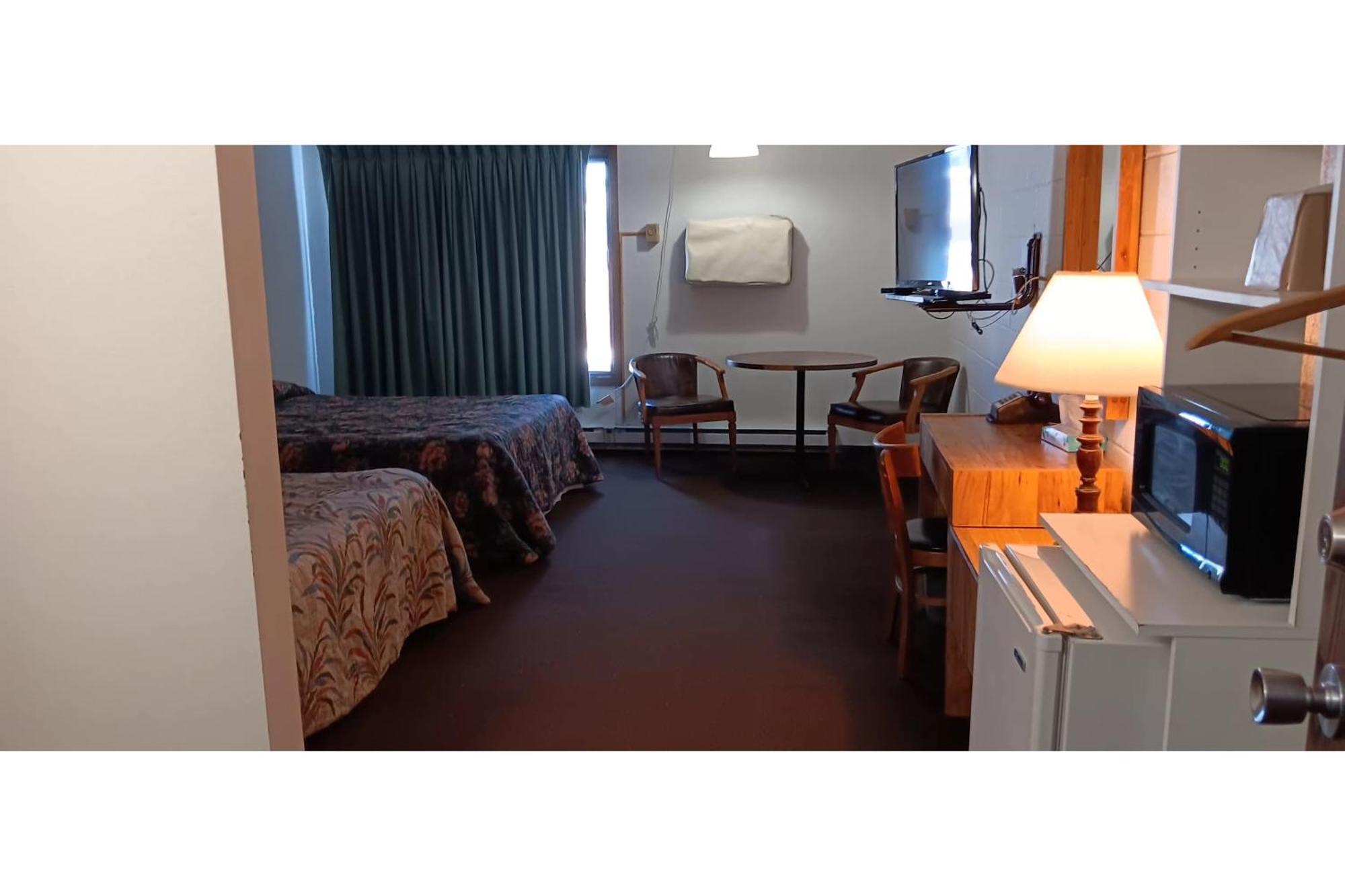 Scotwood Motel By Oyo Washburn Nd Extérieur photo